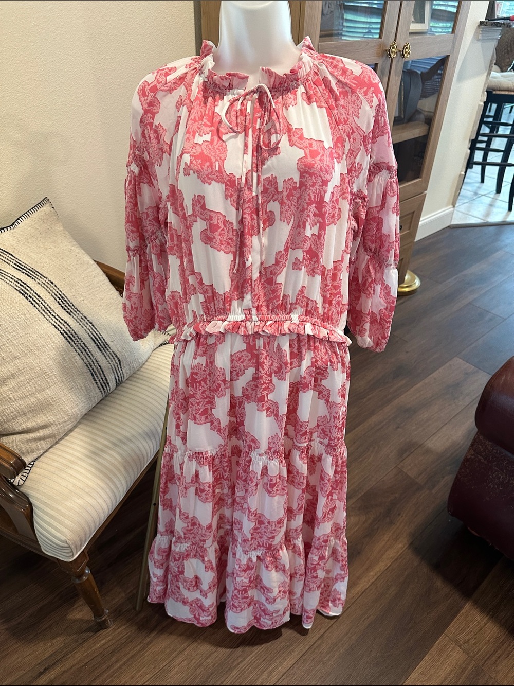 Current Air Women's Pink Printed Ruffle Neck Midi Dress